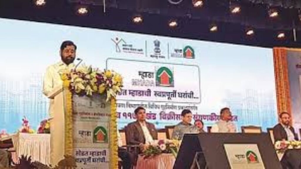 ठाण्यात घर घेणाऱ्यांना मोठा दिलासा; ६,३४३ कुटुंबांचे लाखो रुपये वाचणार, उपमुख्यमंत्री शिंदेंचा निर्णय