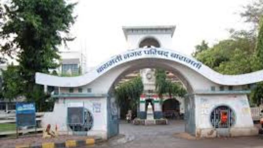 बारामती नगरपालिका निवडणुकीत वाढली रंगत; सुनील पोटे यांनी पुत्र यशपालऐवजी जितेंद्र गुजरांना दिले थेट समर्थन