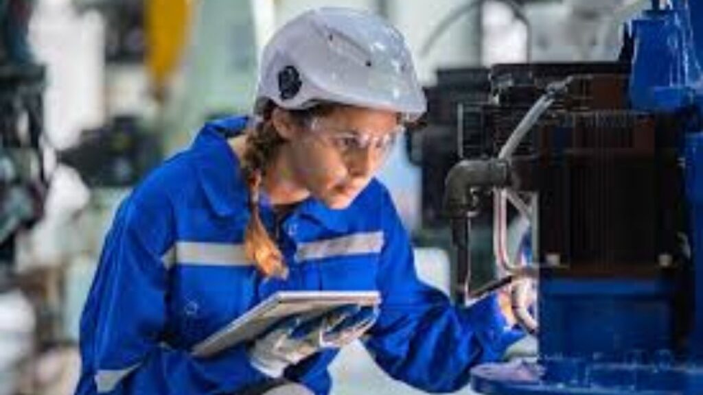 मेकॅट्रॉनिक्स इंजिनीअरिंग: करिअरच्या वाढत्या संधी आणि आकर्षक पगार; आधुनिक उद्योगांची सर्वाधिक मागणी