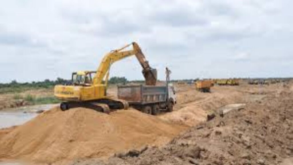 अवैध वाळू वाहतूक पकडल्यास वाहनांचे परमिट तत्काळ रद्द; महसूल विभागाचे कडक धोरण