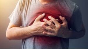 पुणे महापालिकेत दोन कर्मचाऱ्यांना हृदयविकाराचा झटका; वैद्यकीय सुविधांअभावी एका कर्मचाऱ्याचा मृत्यू