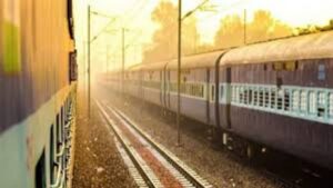 रेल्वेत चोरीचा वाढता धोका: नांदेड स्टेशन अव्वल, भुसावळ व संभाजीनगरही टार्गेट; २,४०० हून अधिक गुन्हे नोंद