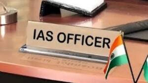 बनावट IAS अधिकाऱ्याचा नवीन घोटाळा; पद्मश्री मिळवून देण्याचे आमिष दाखवून अनेक नेत्यांची फसवणूक