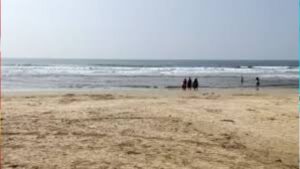 दापोलीत काय घडलं? पर्यटनाला आलेल्या कुटुंबातील जुळ्या चिमुकल्यांनी प्राशन केला गुडनाईटचा लिक्विड; हॉटेलमध्ये खळबळ