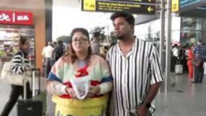 IndiGo Flight Cancellations: वडिलांच्या अस्थीसह हरिद्वार जात असलेली महिला बंगळुरू विमानतळावर अडकली