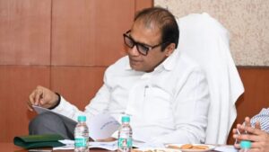 मुंबईत घराचं स्वप्न साकार! पुनर्विकासाला गती देणार सरकार; राज्यमंत्री पंकज भोयरांची मोठी घोषणा