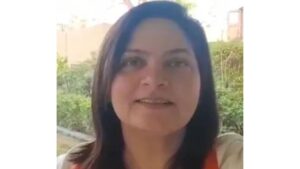 Shegaon Wari News: आईच्या इच्छापूर्तीसाठी अमेरिकेतून मुलगी पायी वारीत सहभागी; 17 किमीच्या वारीत 300 हून अधिक भाविकांची सेवा