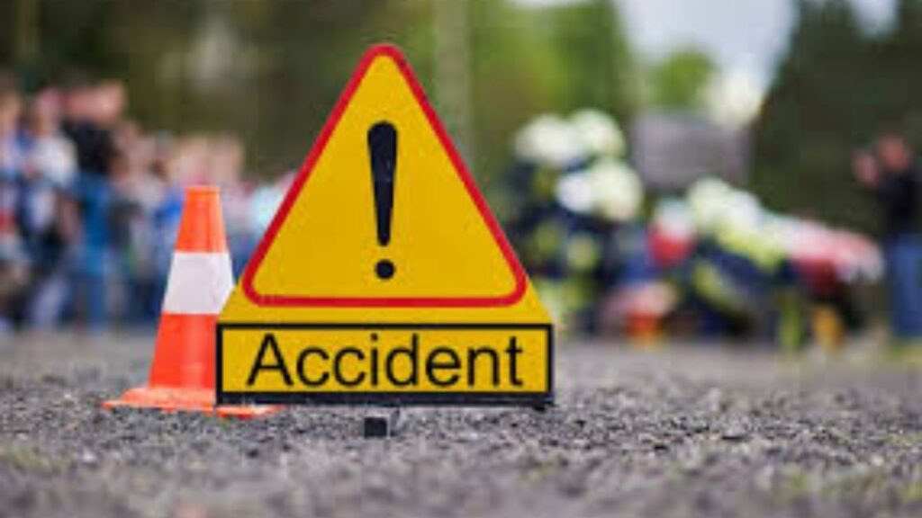 Accident News: मीरा रोडमध्ये खड्ड्यामुळे तरुणाचा मृत्यू; पोलिसांनी मृत तरुणावरच गुन्हा दाखल केल्याने संताप