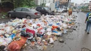 Kalyan East News: कल्याण पूर्वेतील राई रेसिडेन्सी परिसरात दुर्गंधीचे साम्राज्य; नागरिकांच्या आरोग्याचा प्रश्न ऐरणीवर