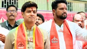 Santosh Todkar: 7 वी पास, कोट्यवधींची संपत्ती अन् महागड्या गाड्या; नगरसेवक झाल्यास काय करणार?