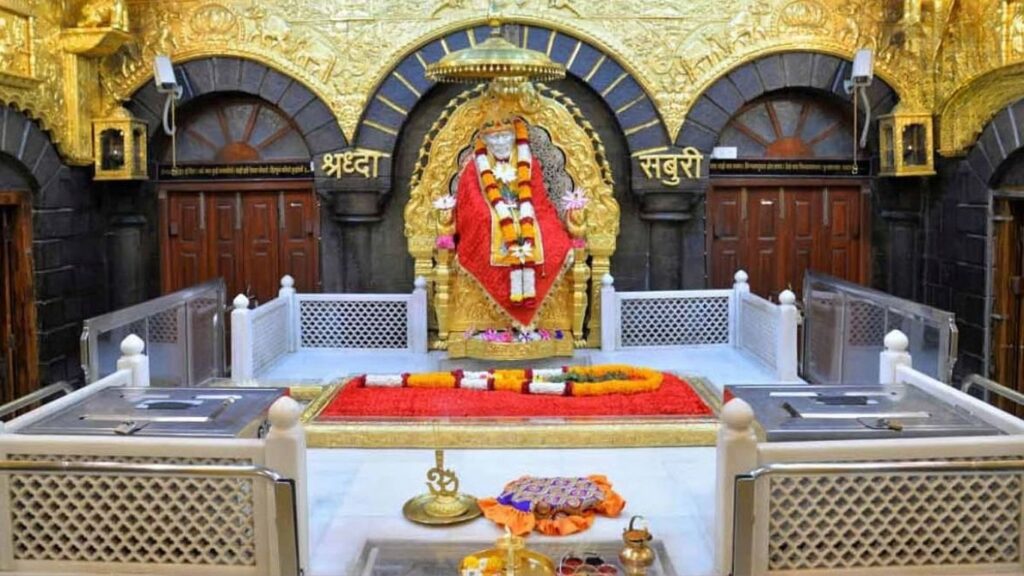 अबब! साईबाबांच्या चरणी रेकॉर्डब्रेक दान; अवघ्या 9 दिवसांत 23 कोटींहून अधिक देणगी