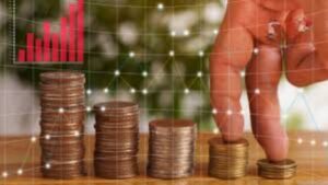 बँकिंग क्षेत्राला उभारी! 2027 मध्ये बँक कर्जवाढ 14% पर्यंत जाण्याचा अंदाज