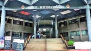 नाशिक निवडणूक अपडेट: प्रचार करू नको म्हणत आप उमेदवारावर बंदूक रोखल्याचा धक्कादायक प्रकार