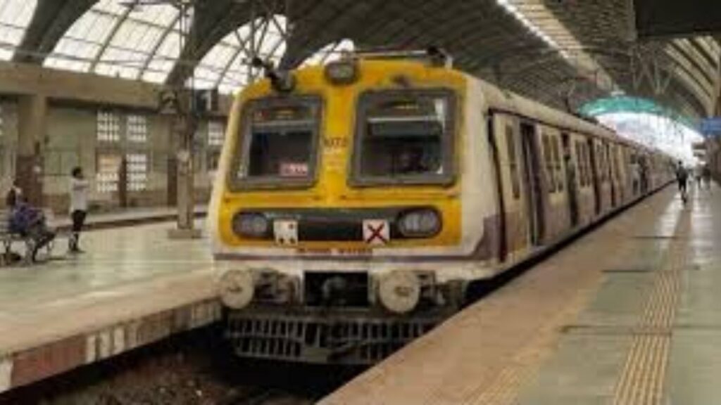 Mumbai Local News: CSMT प्लॅटफॉर्म 6 विस्तार, 15 डब्यांच्या लोकल ट्रेनसाठी क्षमता वाढ