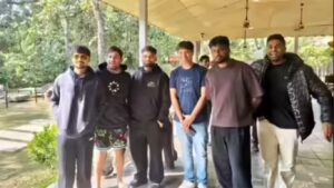 सूर्यकुमार–ईशानसह टीम इंडियाने घेतला जंगल सफारीचा आनंद; पेंचमध्ये बिबट्याचे दर्शन