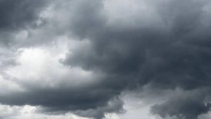 Weather Today 26 January 2026: प्रजासत्ताक दिनी दिल्लीसह ६ राज्यांत पावसाचा अलर्ट, ११ राज्यांमध्ये मुसळधार पावसाची शक्यता