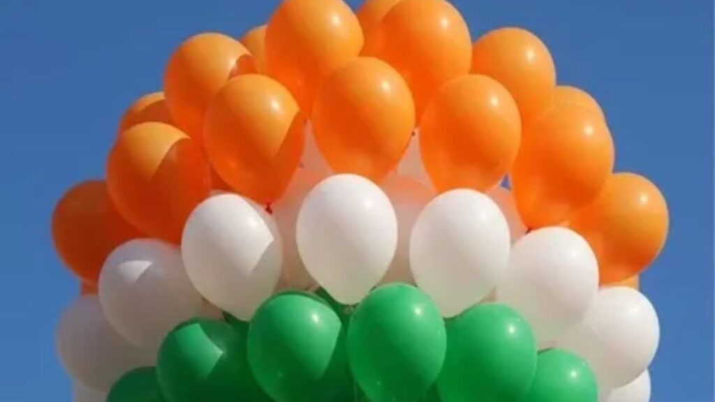 मालेगावमध्ये तिरंगी फुगे घेताना नायट्रोजन सिलेंडरचा भीषण स्फोट; पाच जण गंभीर जखमी