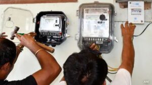 बेंगळुरूमध्ये 3BHK फ्लॅटचे वीज बिल 16,883 रुपये; आकडा पाहून सोशल मीडियावर खळबळ