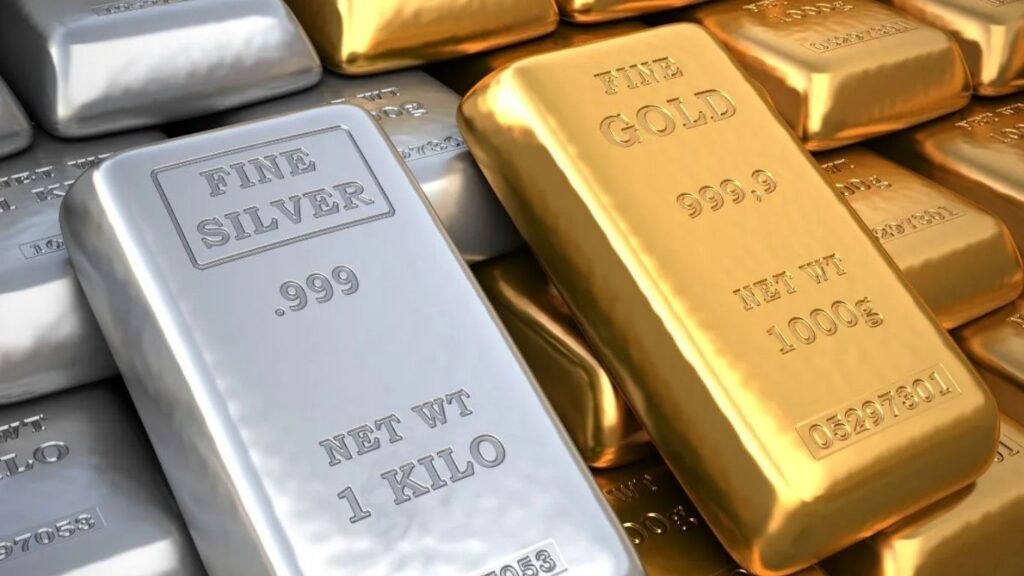 Gold Silver Rate Today: सोने 1.56 लाख तर चांदी 2.46 लाखांवर; मुंबई-दिल्लीसह प्रमुख शहरांतील आजचे दर जाहीर