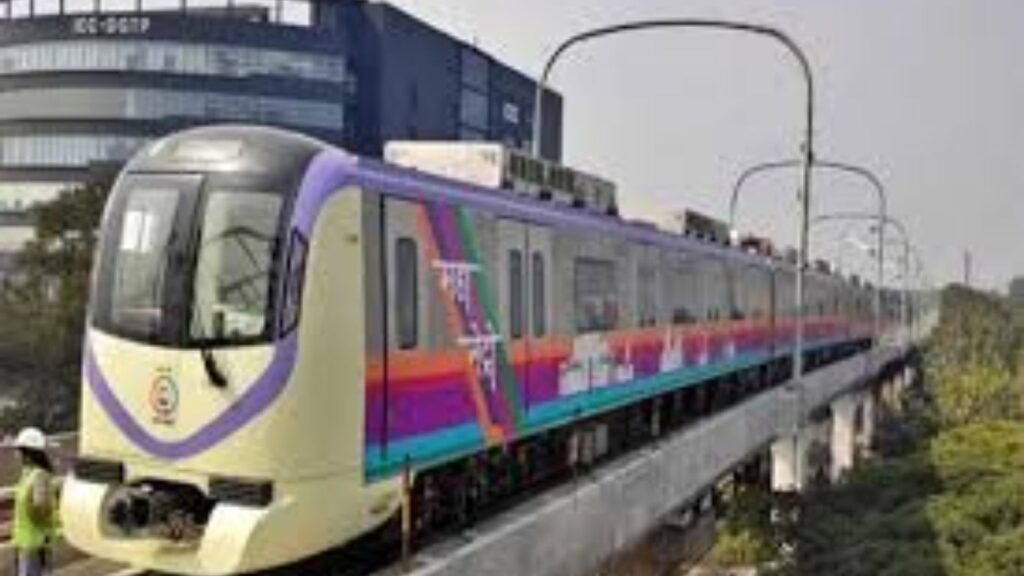 हिंजवडी-शिवाजीनगर मेट्रो आणि डबल-डेकर फ्लायओव्हरमधील त्रुटी दूर करण्याचे पीएमआरडीएचे आदेश; एप्रिल २०२६ पर्यंत सेवा सुरू होण्याची शक्यता