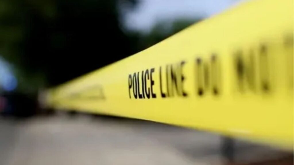 नाशिकमध्ये 25 वर्षीय तरुणीचा निर्जन रानात मृतदेह; अंगावर काळे कपडे, मृतदेहाजवळ पिझ्झा सापडल्याने खळबळ