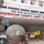 यशवंतराव चव्हाण स्मृती रुग्णालयात दारूच्या बाटल्या, गुटख्याच्या पिचकाऱ्यांचा धक्कादायक प्रकार; स्वच्छता आणि सुरक्षेवर गंभीर प्रश्न