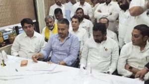 राजेंद्र पवार बारामती पोलीस ठाण्यात दाखल; अजित पवार विमान अपघातावर संशय, रोहित पवार करणार तक्रार