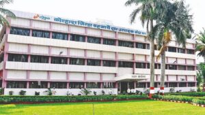 गोकुळ दूध महासंघ निवडणूक 2026: पुढील आठवड्यात निवडणुकीचा बिगुल; कोल्हापुरात राजकीय हालचालींना वेग