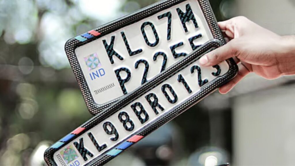 HSRP न लावणाऱ्या वाहनचालकांवर कारवाई! 18 फेब्रुवारीपासून महाराष्ट्रात दंडात्मक मोहीम