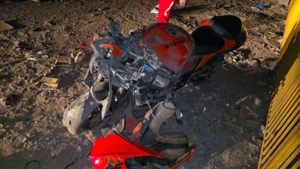 Mumbai Ahmedabad Highway Accident: भरधाव स्पोर्ट्स बाईकचा भीषण अपघात; तिघांचा जागीच मृत्यू