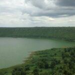 Lonar Lake Water Level Rise: लोणार सरोवरातील पाणी 20 फूट वाढले; उच्च न्यायालयाचा राज्य सरकारला सवाल, 27 विभागांना नोटिसा