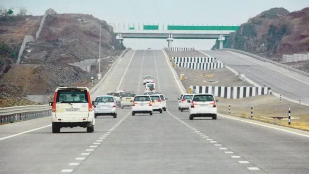 Samruddhi Mahamarg Traffic Update: समृद्धी महामार्गावर 8 ते 27 मार्चदरम्यान टप्प्याटप्प्याने वाहतूक बंद; गॅन्ट्री बसविण्याचे काम