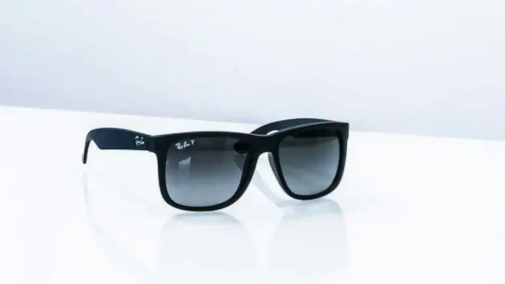 Meta AI Smart Glasses Privacy Issue: तुमचे खाजगी क्षणही रेकॉर्ड? धक्कादायक रिपोर्ट समोर