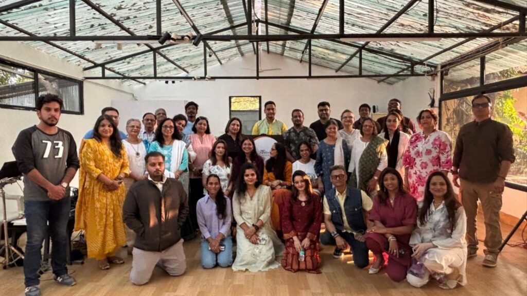 पुण्यात ‘खामोशियां’ काव्यसंध्या 29 मार्चला; KavitaKAFE चा Monalisa Kalagram येथे खास कार्यक्रम