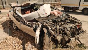 रिक्षाचालकांना वाहतूक पोलिसांचा इशारा प्रवाशांशी सौजन्य बाळगा, भाडे नाकारू नका