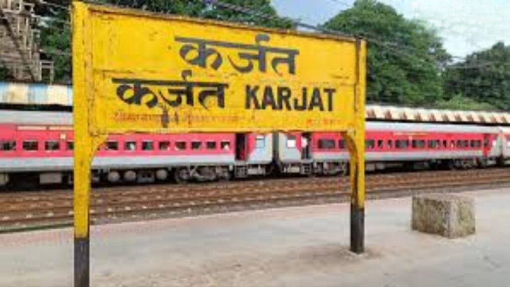 कर्जत रेल्वे कारशेडवर वाद: आदेशांकडे दुर्लक्ष करून माती भराव उल्हास काठच्या गावांना पुराचा धोका