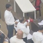 Ambernath News: माईक विरुद्ध मेगाफोन! अंबरनाथ नगरपालिकेच्या सभेत शिवसेना-भाजप खडाजंगी