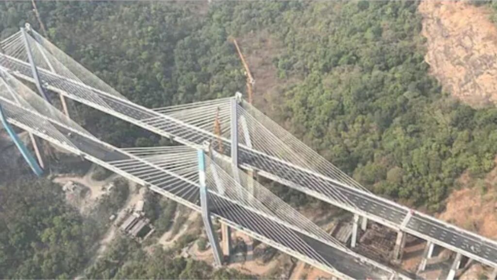 Missing Link: महाराष्ट्र दिनी मुंबई–पुणे ‘मिसिंग लिंक’चे लोकार्पण; प्रवास होणार वेगवान, सुरक्षित आणि विनाअडथळा