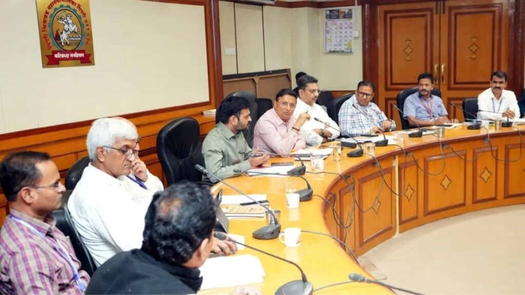 एमआयडीसी परिसरातील पाणी, रस्ते, स्वच्छता समस्यांवर तातडीची कारवाई; आयुक्त डॉ. विजय सूर्यवंशी यांचे निर्देश