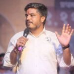 रोहित पवार यांचा सत्ताधाऱ्यांना सवाल: “सामान्य महिलांचे व्हिडिओ बाहेर येतात, नेत्यांचे कुठे जातात?”