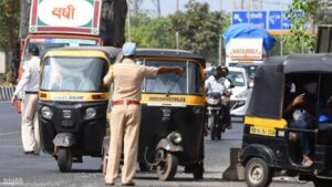 भाईंदर RTO कारवाई: ३,४४३ रिक्षांची तपासणी ५६५ चालक मराठीत नापास
