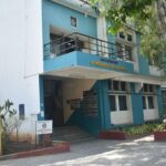 पुण्यातील महिला कॉलेजमध्ये वाद! प्राध्यापकाच्या वैयक्तिक QR कोडद्वारे ‘लेट फी’ वसुलीचा आरोप