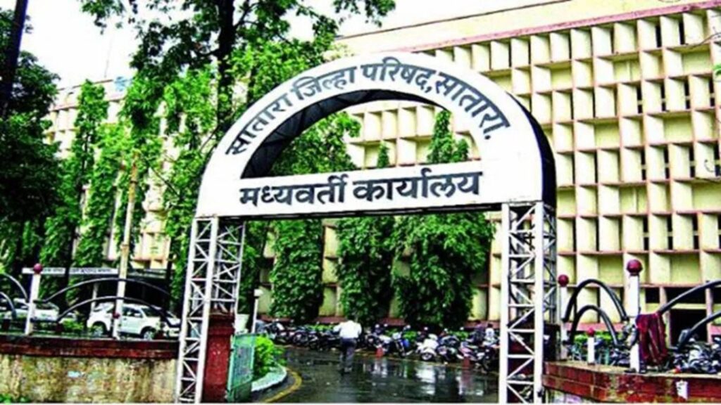 जावळी पंचायत समितीत गटशिक्षणाधिकाऱ्यांच्या बदलीवरून गदारोळ शिल्पा शिंदे आक्रमक, ठराव मंजुरीची जोरदार मागणी