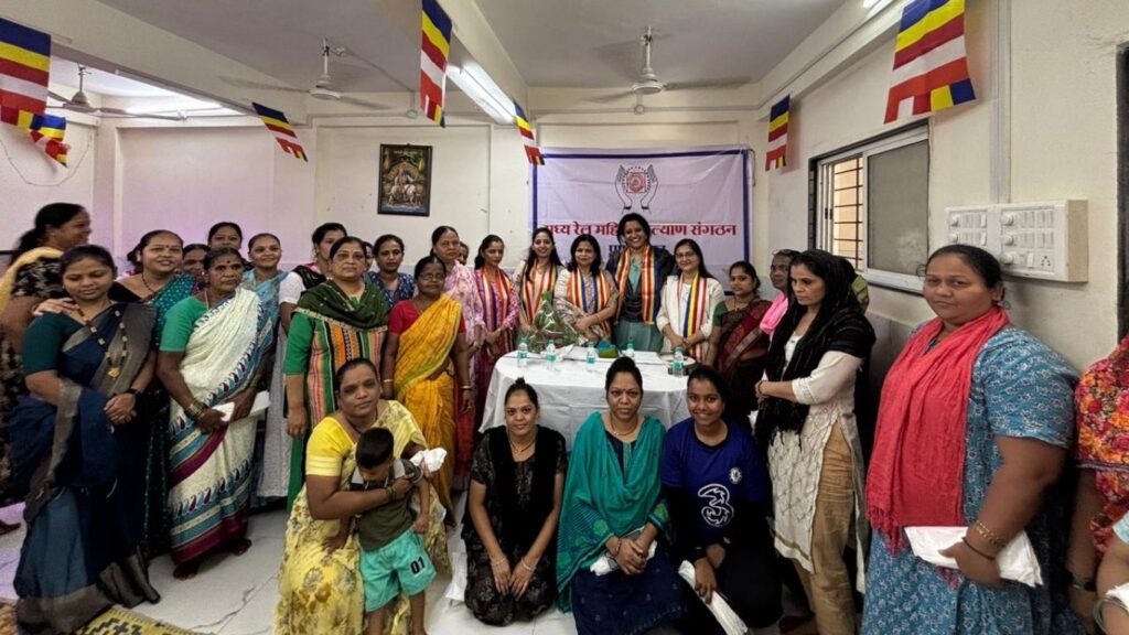 सीआरडब्ल्यूडब्ल्यूओ पुणेची ‘प्रोजेक्ट दस्तक’ मोहीम: महिलांसाठी स्वच्छता जनजागृती आणि सॅनिटरी पॅड वाटप