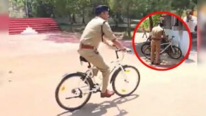 सायकलवरून कार्यालयात पोहोचले SP धर्मेंद्र सिंह मोदींच्या इंधन बचत आवाहनातून प्रेरित अनोखा संदेश
