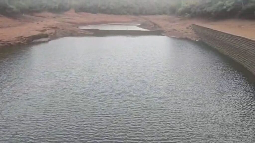 Matheran Water Crisis : शार्लोट लेक २०१३ पासून गाळमुक्त नाही; माथेरानच्या पाणीपुरवठ्यावर संकट, मनसे आक्रमक