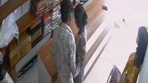 Pimpri Chinchwad Crime: प्रेयसीला दुकानात घुसून बेदम मारहाण; व्हायरल CCTV नंतर पोलिसांनाही धक्का
