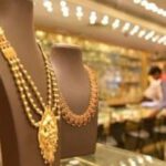 Gold Rate Today: सोन्या-चांदीच्या दरात मोठी घसरण 5 दिवसांत सोने 4 हजारांनी तर चांदी 12 हजारांनी स्वस्त