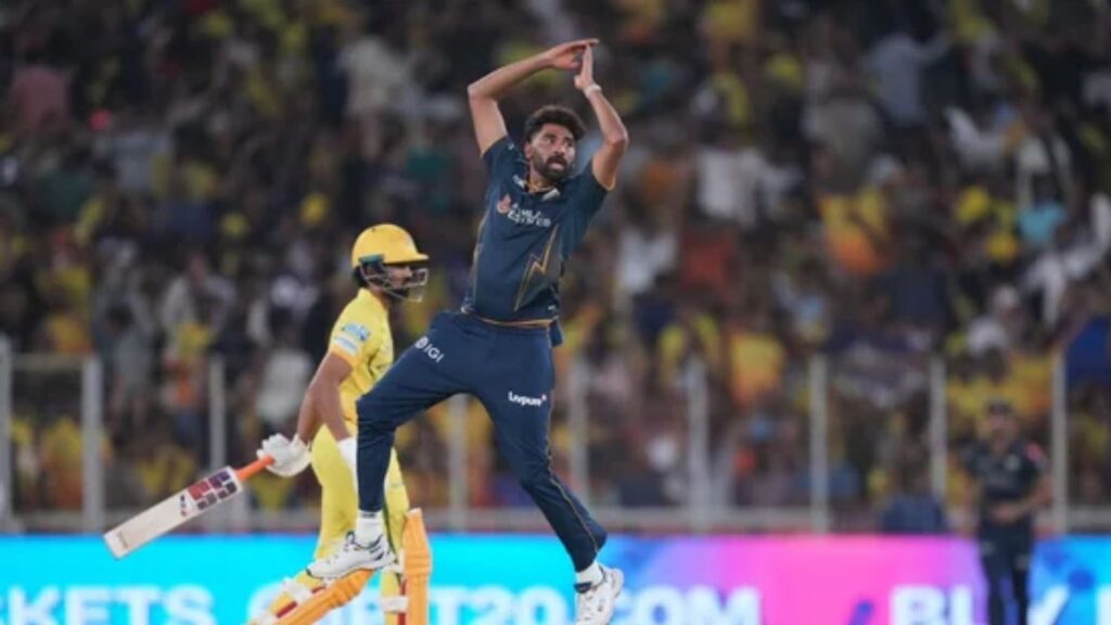 IPL 2026: गुजरातकडून चेन्नईचा दारुण पराभव CSK स्पर्धेबाहेर, प्लेऑफसाठी 4 संघांमध्ये चुरस