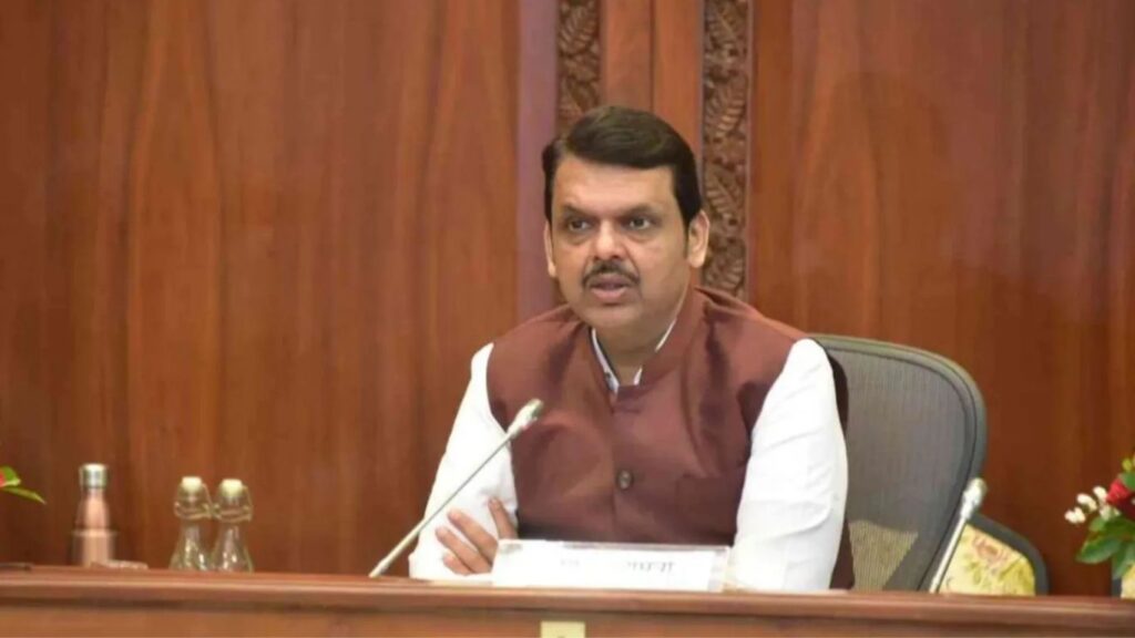 CM Devendra Fadnavis: महाराष्ट्र डेटा सेंटर हब बनणार 10 अधिकाऱ्यांकडे 10 प्रकल्पांची जबाबदारी